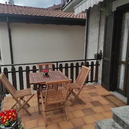 Da Giovanni E Margherita Apartment Mandello del Lario